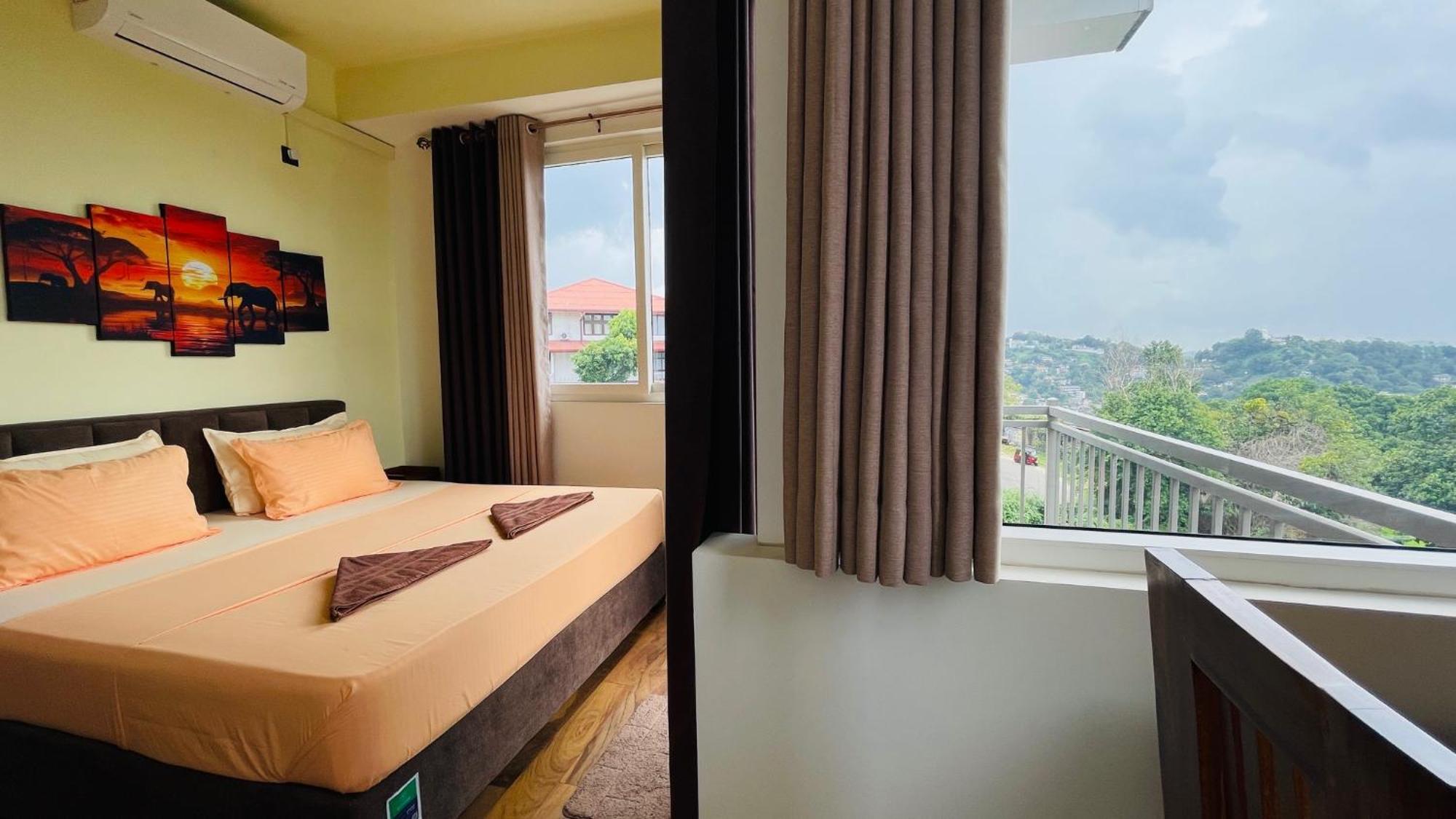 Sun Dove Suite Kandy Exterior foto