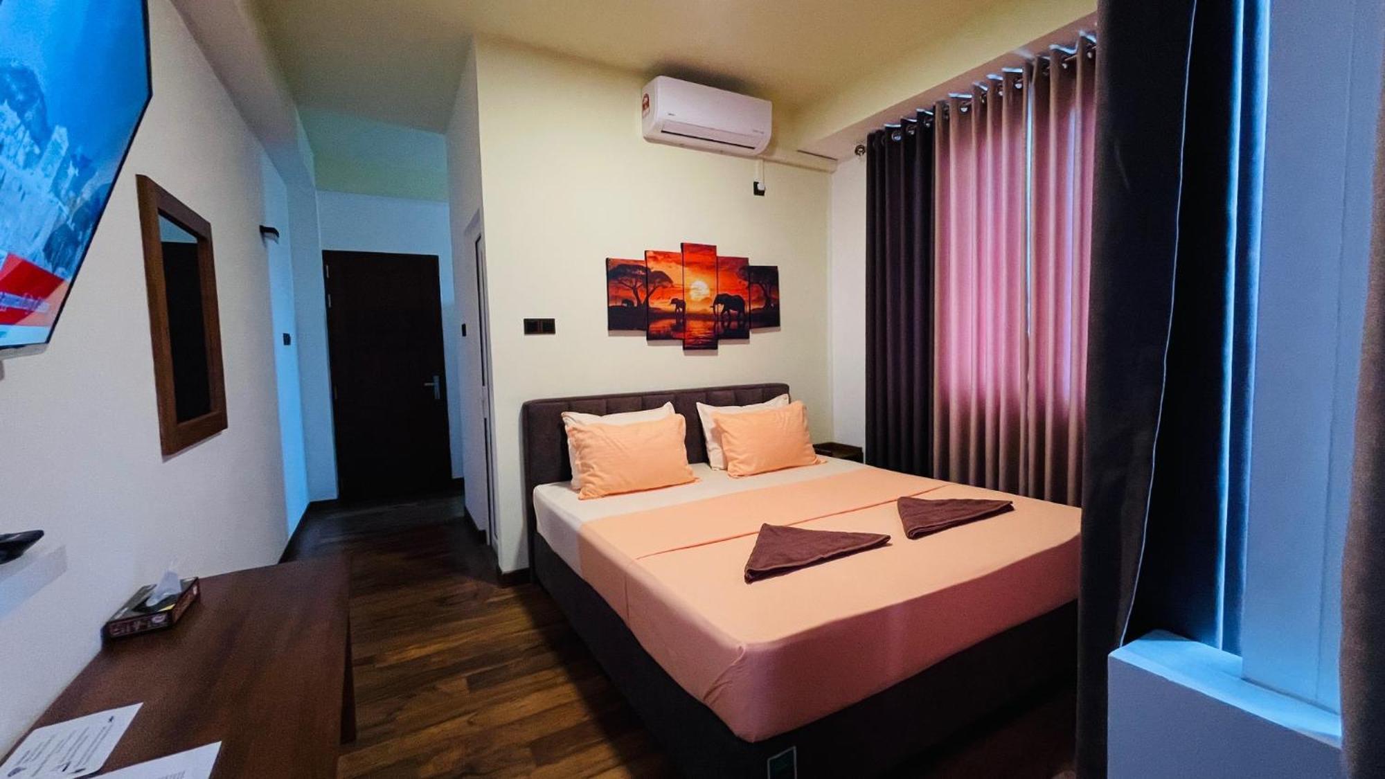 Sun Dove Suite Kandy Exterior foto
