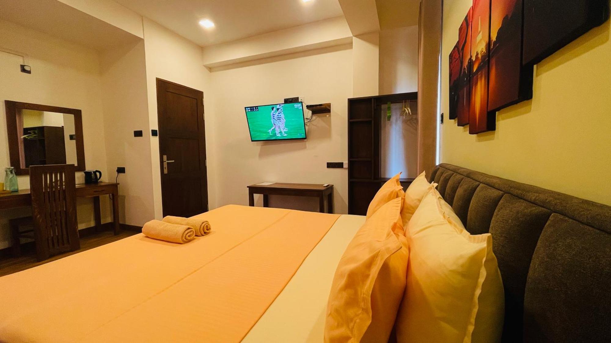 Sun Dove Suite Kandy Exterior foto