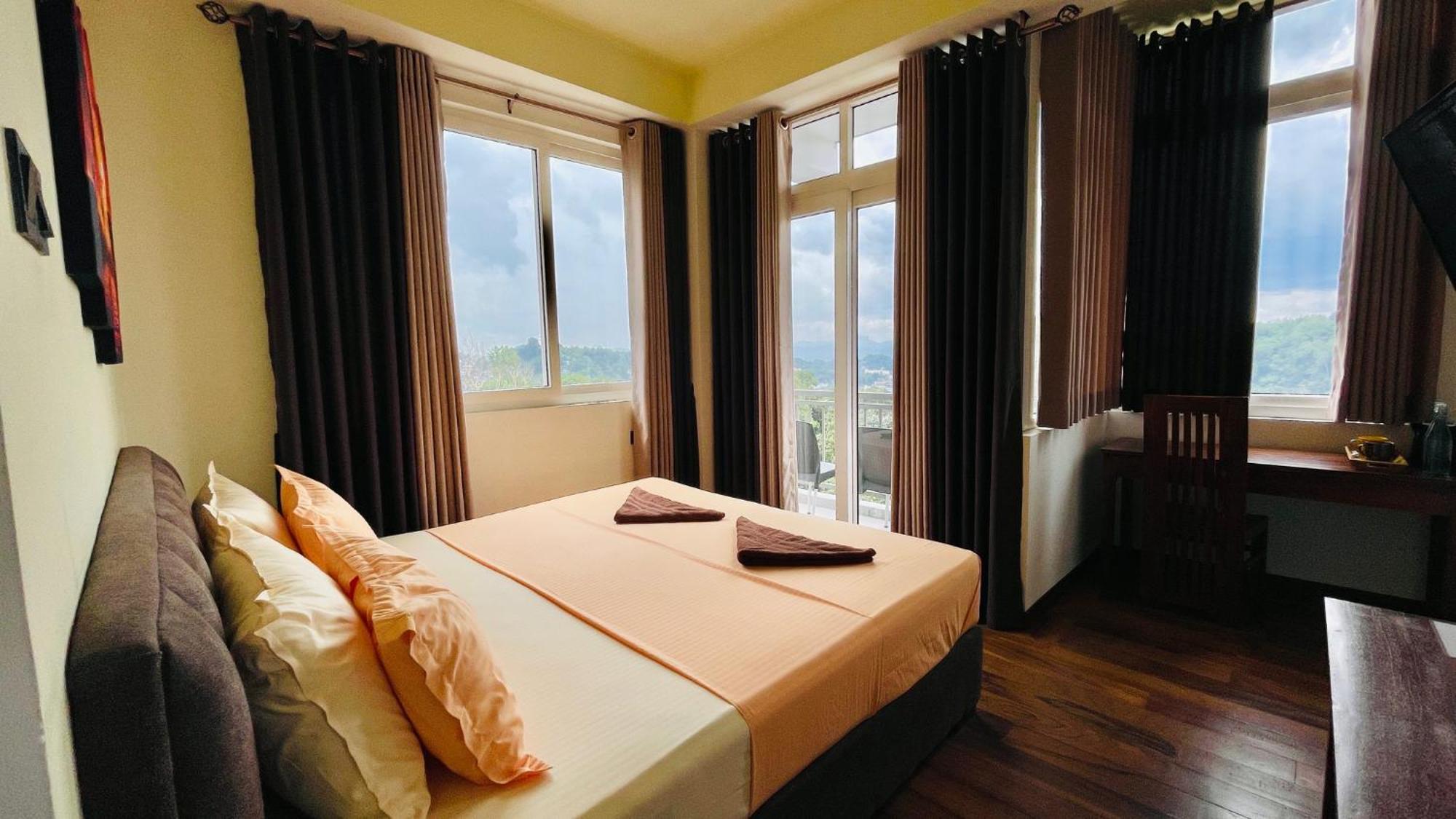 Sun Dove Suite Kandy Exterior foto